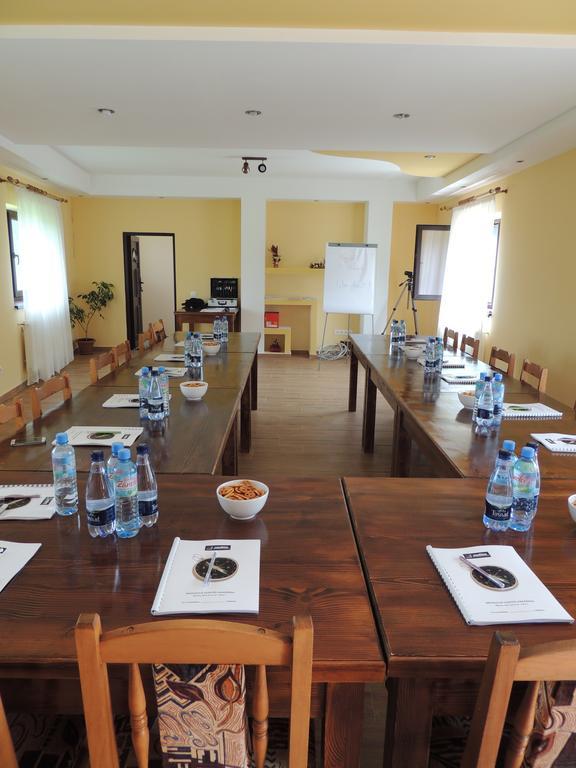 Mokus Panzio Bed & Breakfast Bicfălău Екстериор снимка